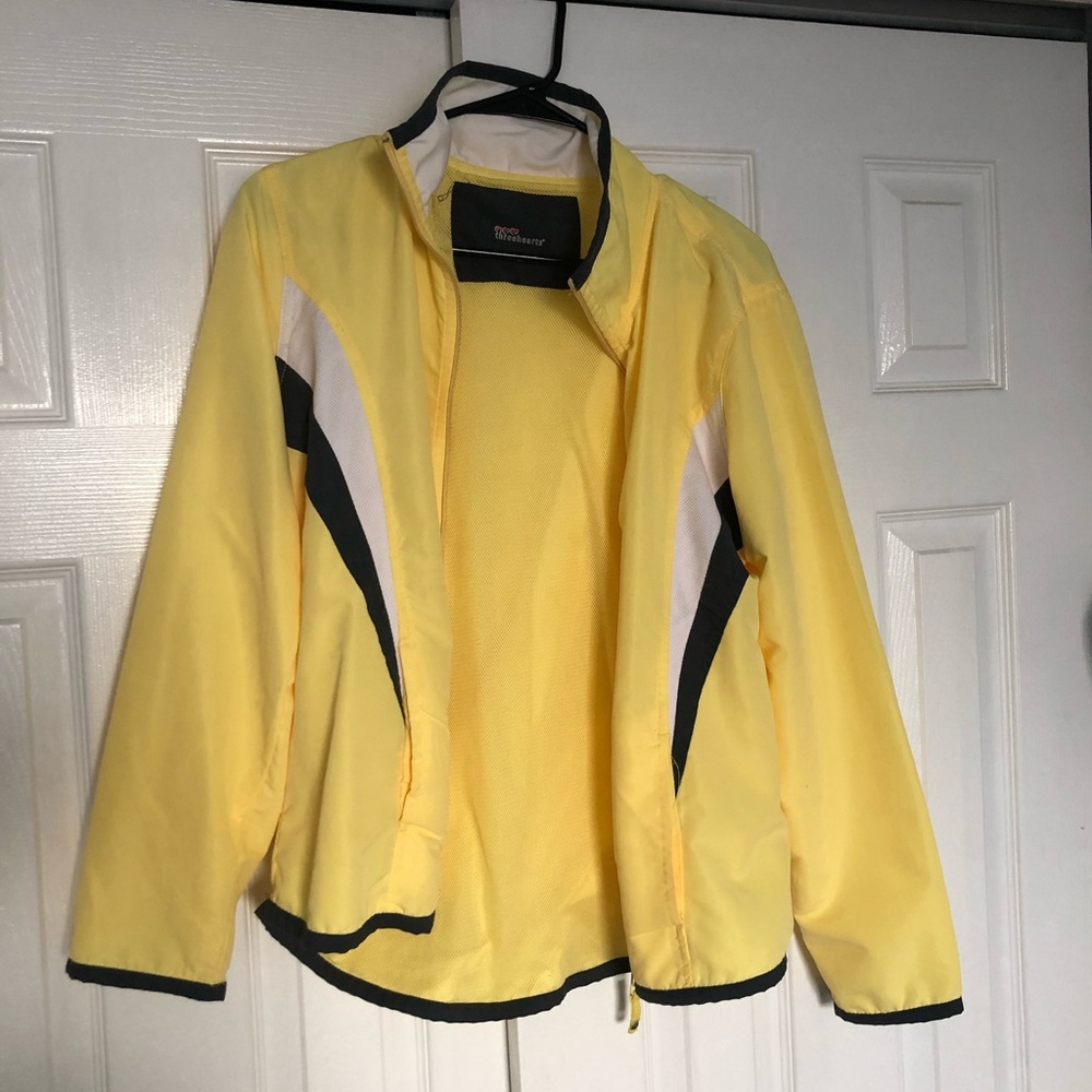 yellow light windbreaker